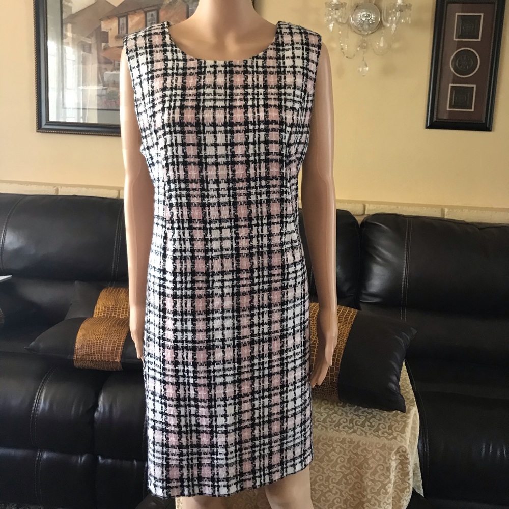 BANNER New York Dress